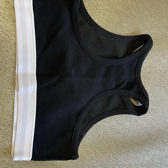 Alexander Wang Black and White Crop Top - Picture 2 of 5